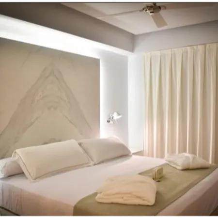 Hotel Talayot - Adults Only